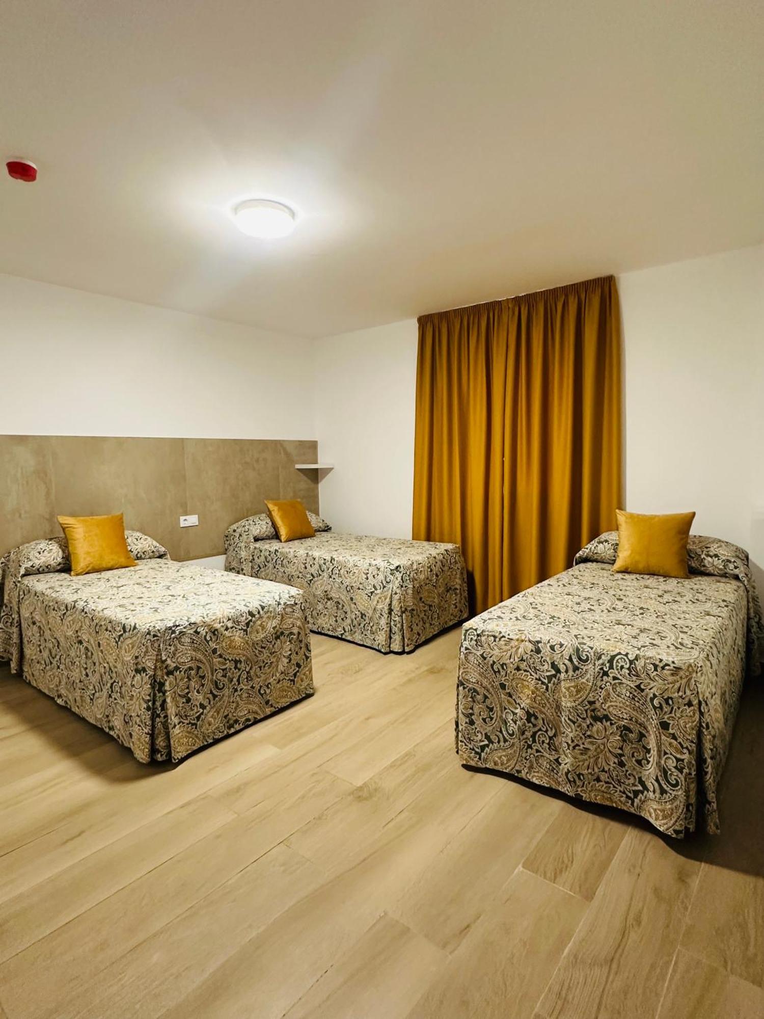 Hotel Quitagolpe Jerez de la Frontera Exteriör bild