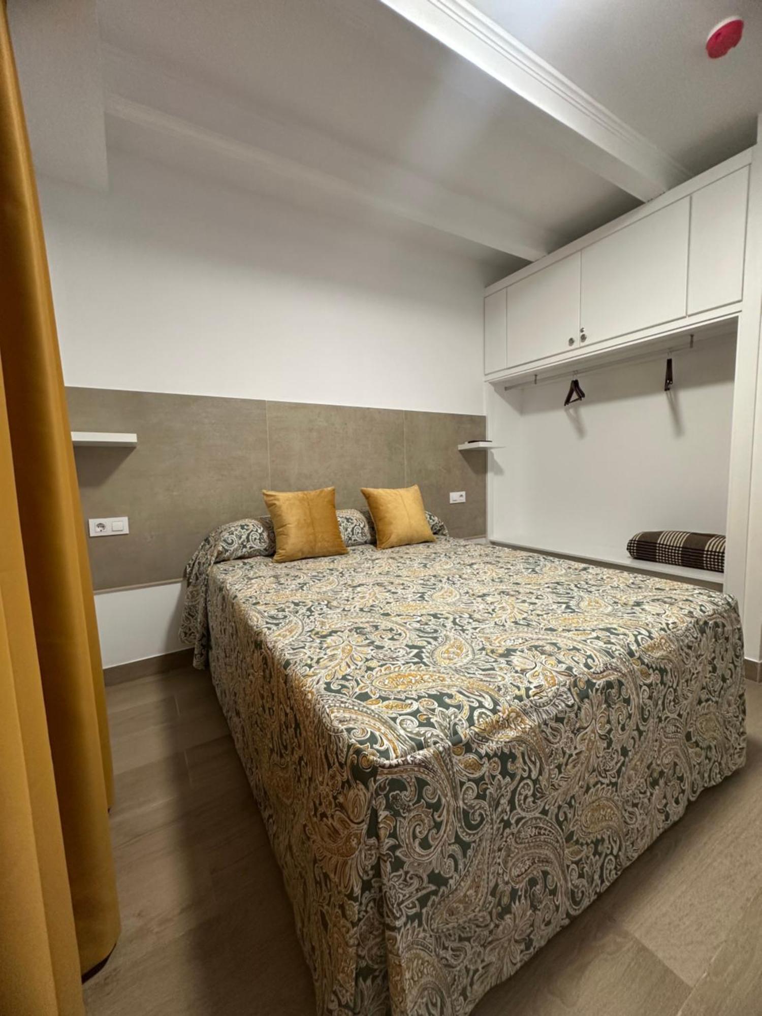 Hotel Quitagolpe Jerez de la Frontera Exteriör bild
