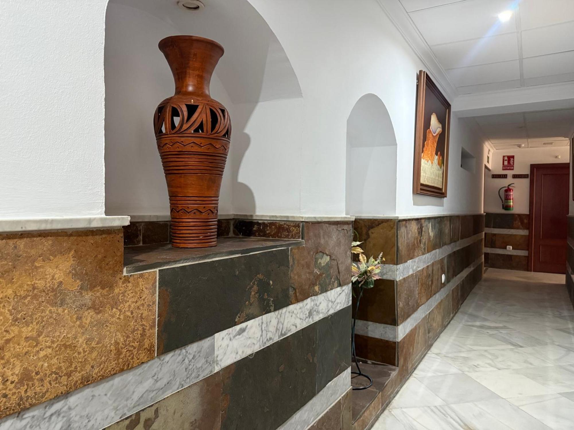 Hotel Quitagolpe Jerez de la Frontera Exteriör bild