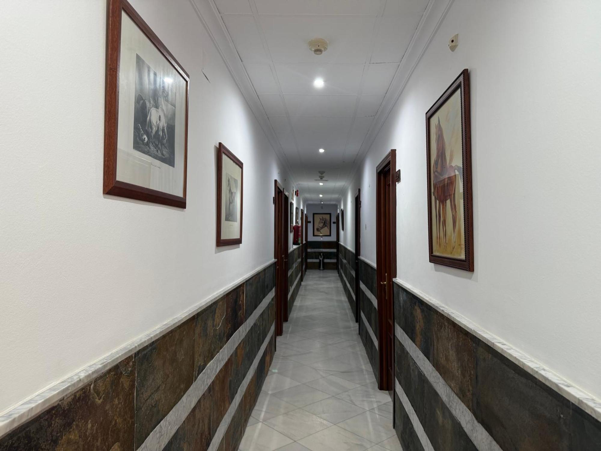 Hotel Quitagolpe Jerez de la Frontera Exteriör bild